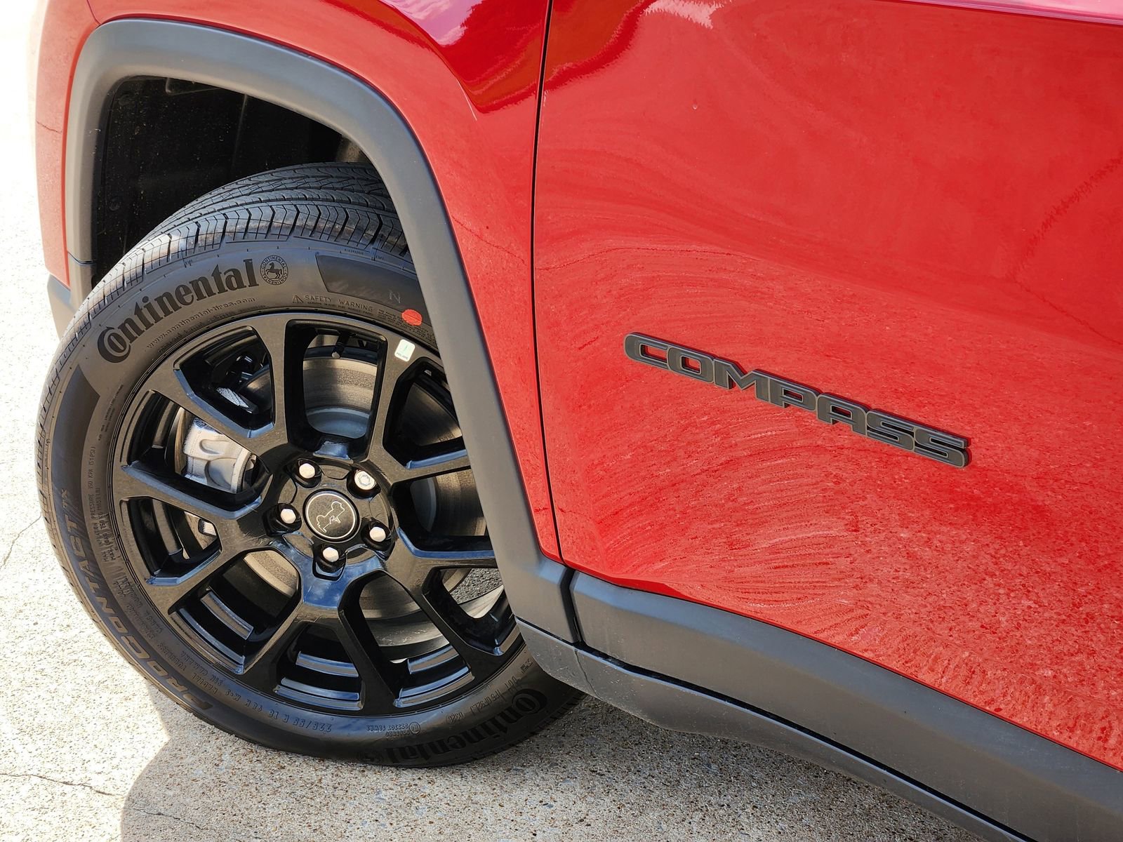 New 2026 Jeep Compass Latitude image 17