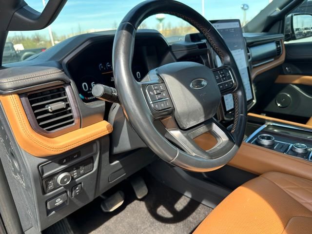 Used 2022 Ford Expedition Max Platinum AWD/4WD image 27