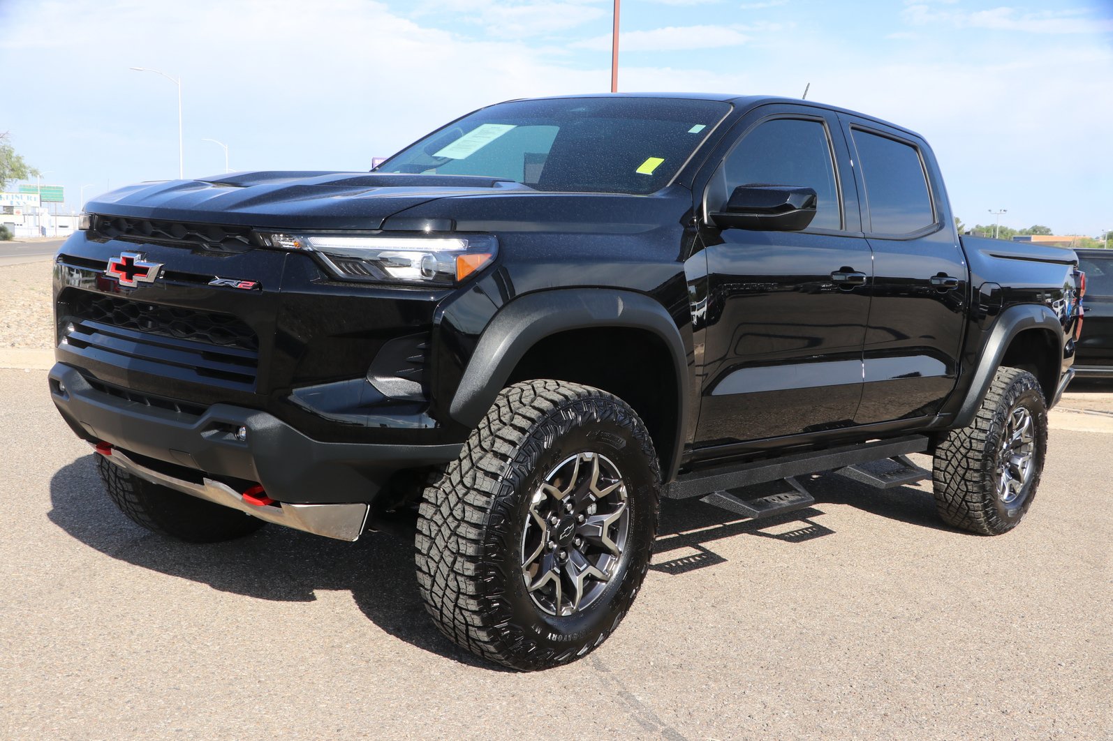 Used 2026 Chevrolet Colorado ZR2 AWD/4WD image 3
