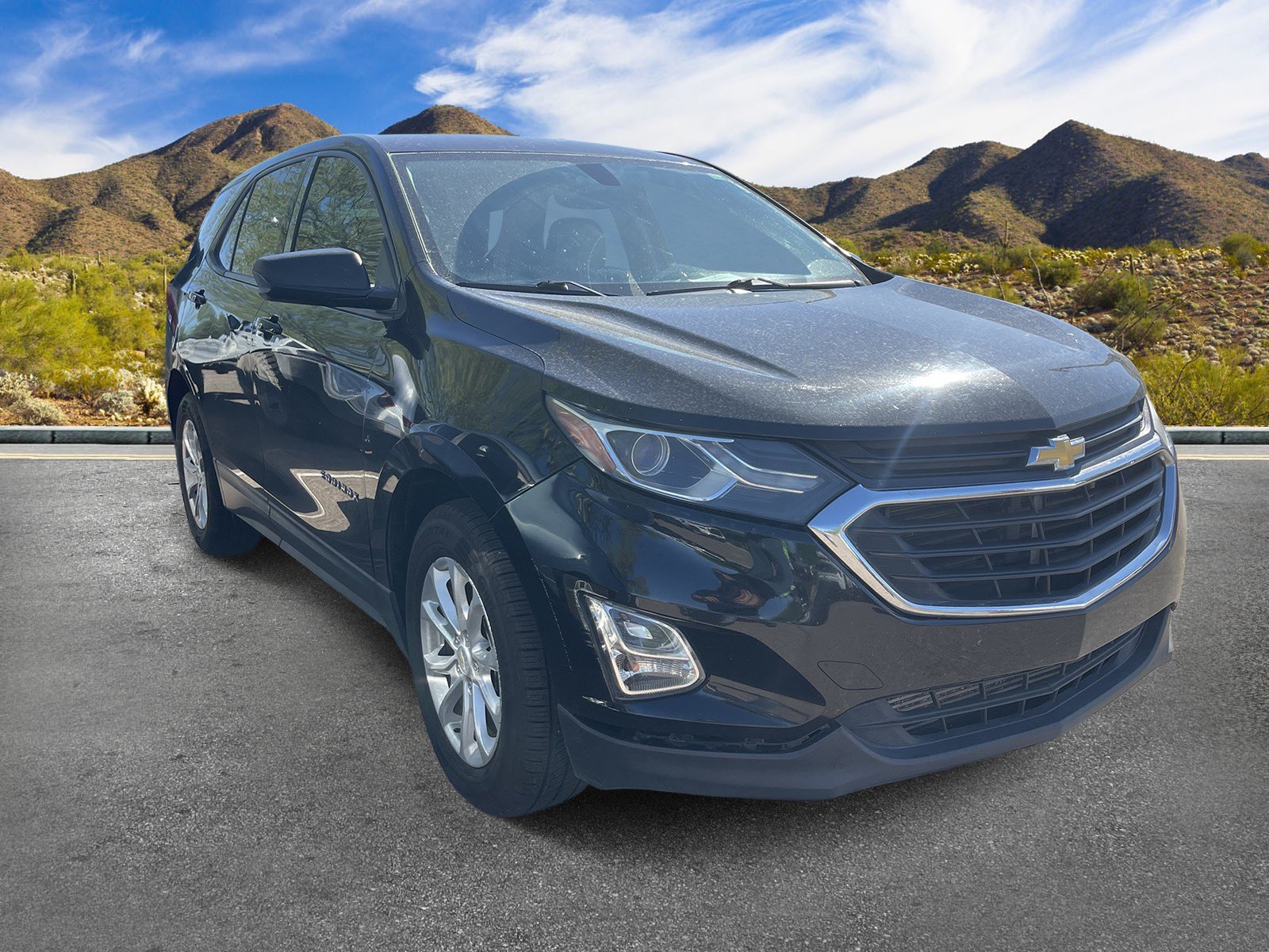 Used 2018 Chevrolet Equinox LS w/ LPO, Protection Package FWD image 3