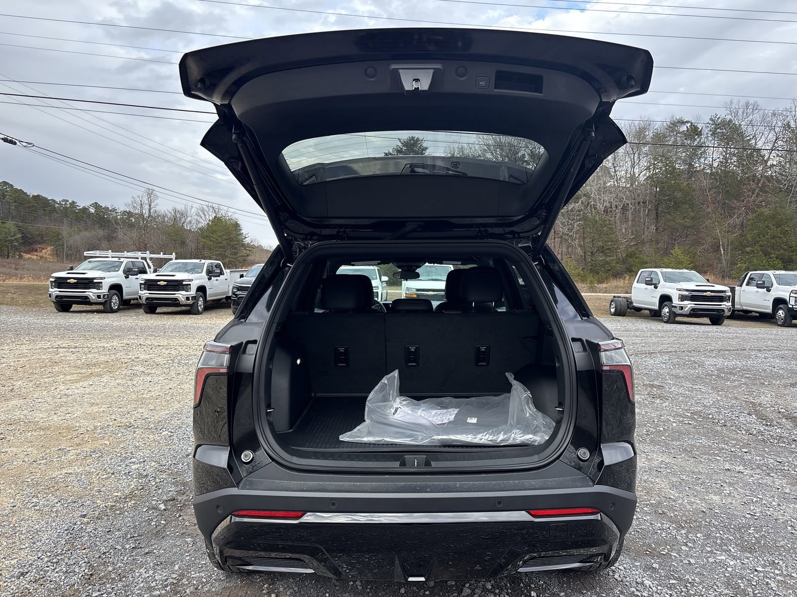 New 2026 Chevrolet Equinox RS w/ Convenience Package III FWD image 25