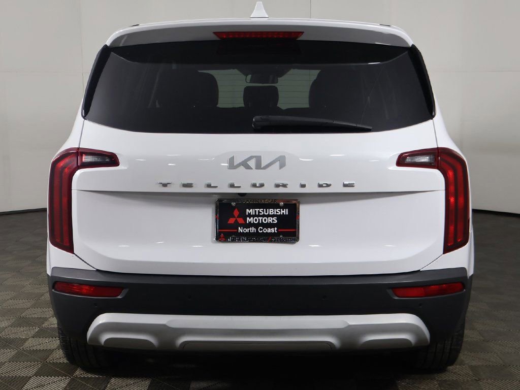 Used 2022 Kia Telluride LX image 11