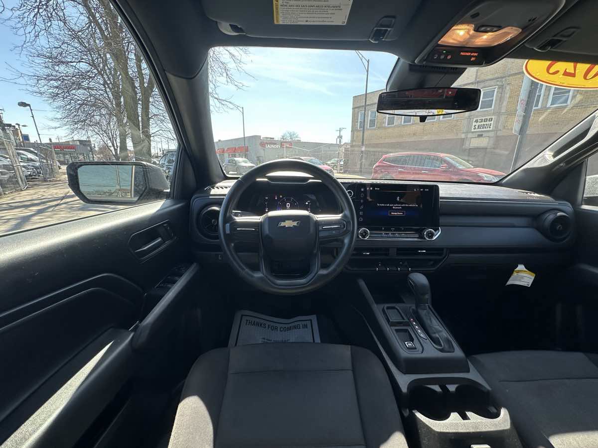 Used 2023 Chevrolet Colorado W/T image 18