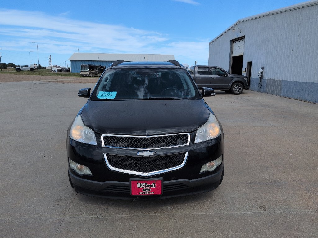 Used 2012 Chevrolet Traverse LT FWD image 3