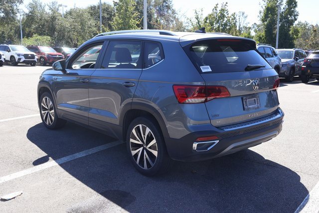 Used 2022 Volkswagen Taos SE image 5