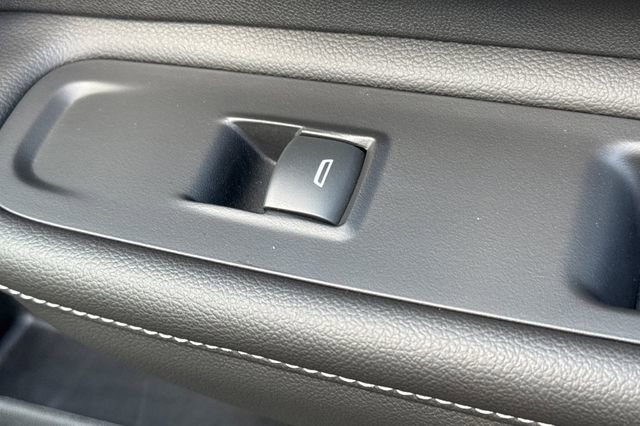 Used 2023 GMC Terrain SLT w/ Elevation Edition FWD image 22