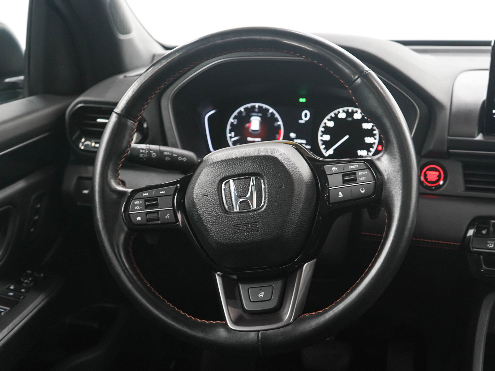 Used 2025 Honda Pilot TrailSport image 18