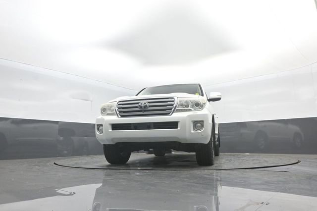 Used 2013 Toyota Land Cruiser image 30