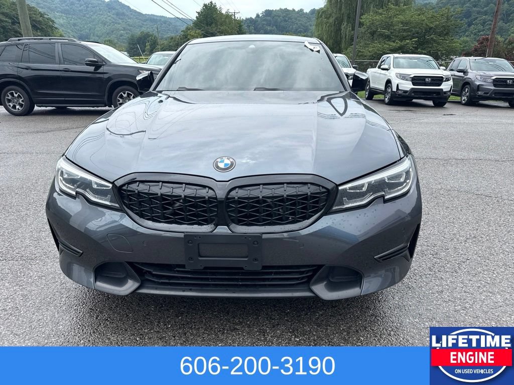 Used 2020 BMW 330i xDrive Sedan w/ Convenience Package AWD/4WD image 4