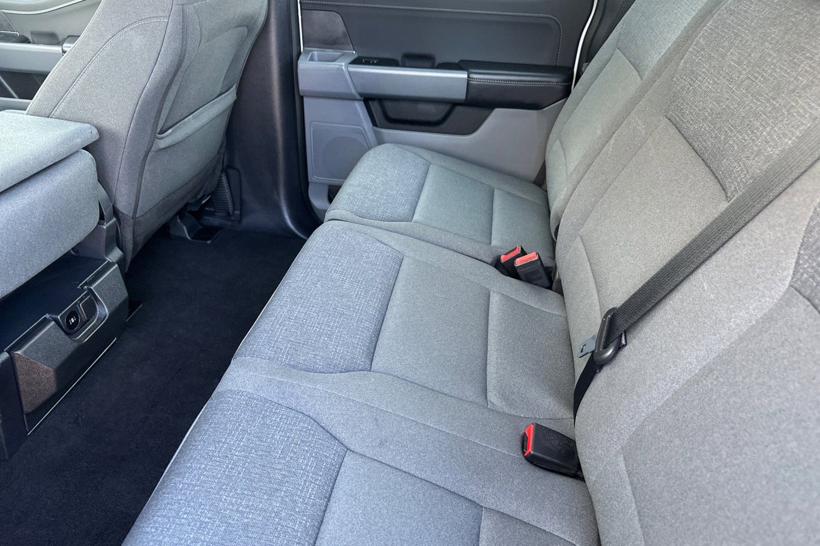 Used 2025 Ford F150 XLT w/ Equipment Group 301A Standard image 12