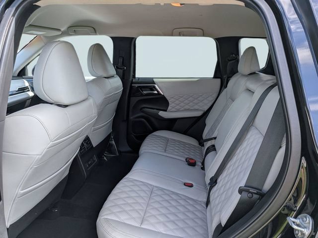 Used 2022 Mitsubishi Outlander SEL FWD image 13