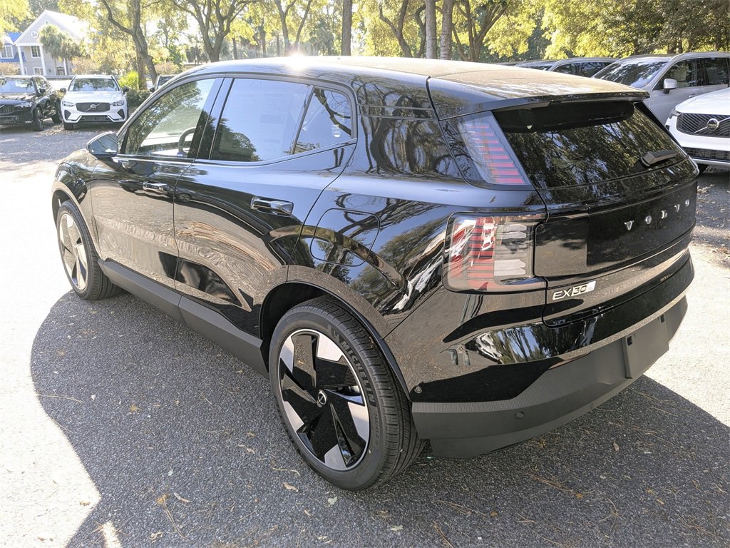 New 2025 Volvo EX30 Ultra w/ Climate Package image 6