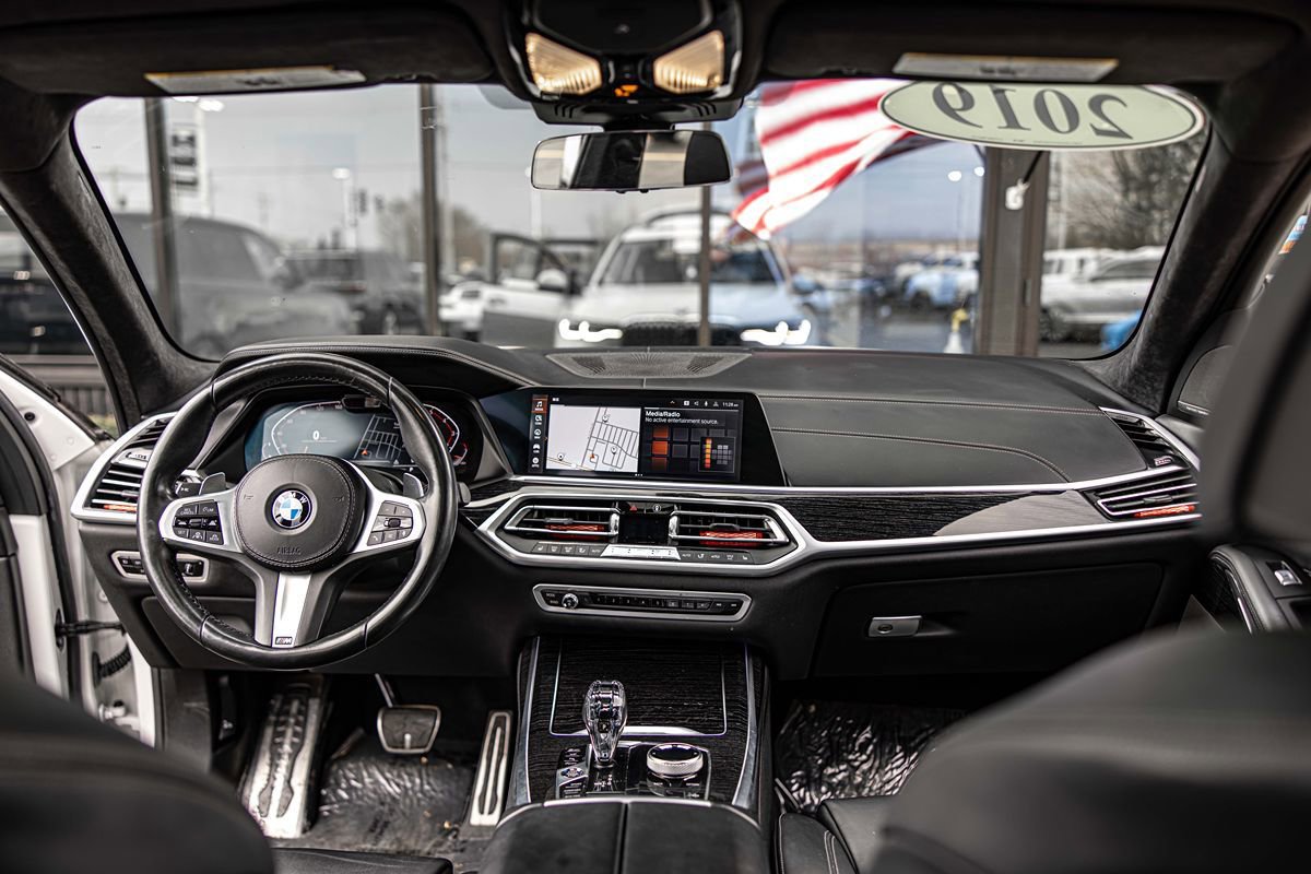 Used 2019 BMW X7 xDrive50i w/ Dynamic Handling Package image 21