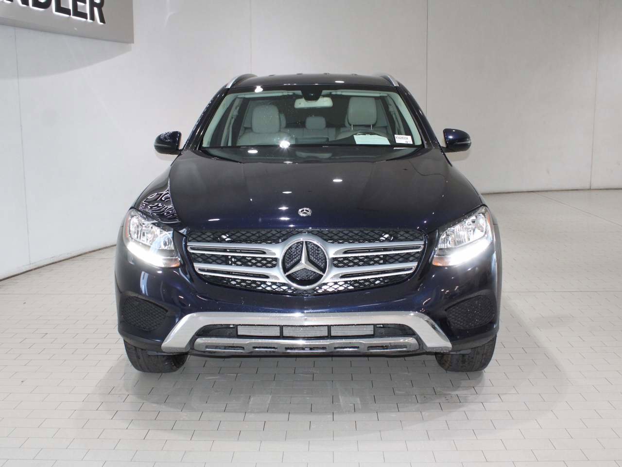Used 2019 Mercedes-Benz GLC 300 image 9