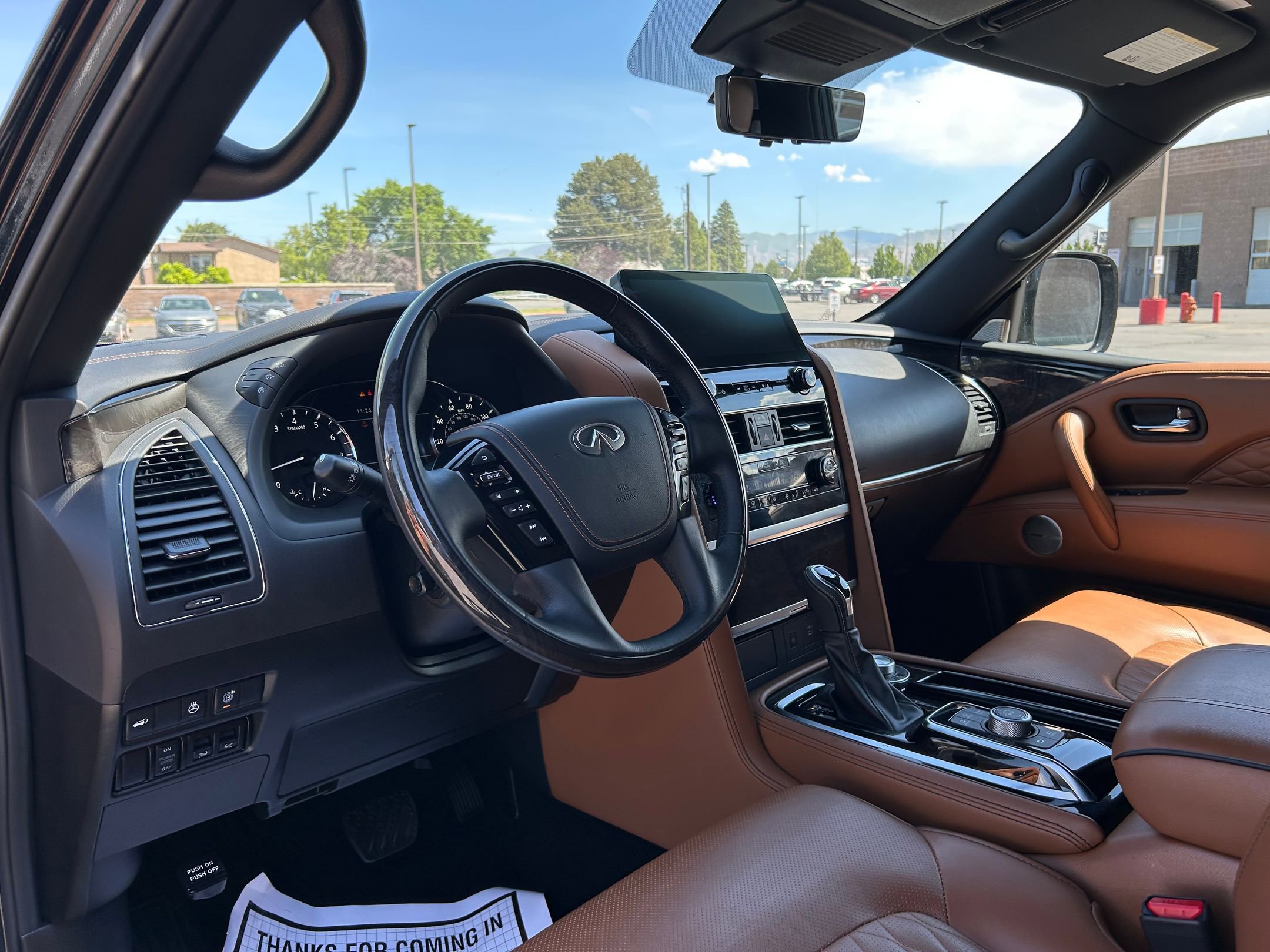 Used 2024 INFINITI QX80 Sensory w/ All-Season Package AWD/4WD image 11