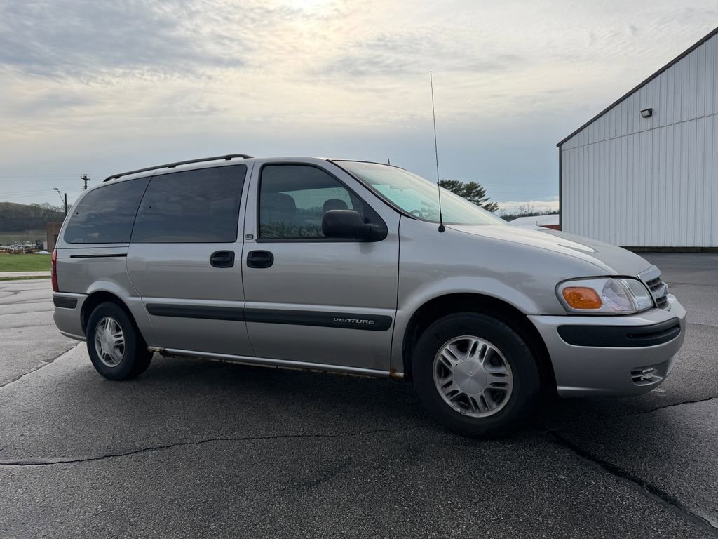 Used 2004 Chevrolet Venture LS w/ Easy Order Package FWD image 8