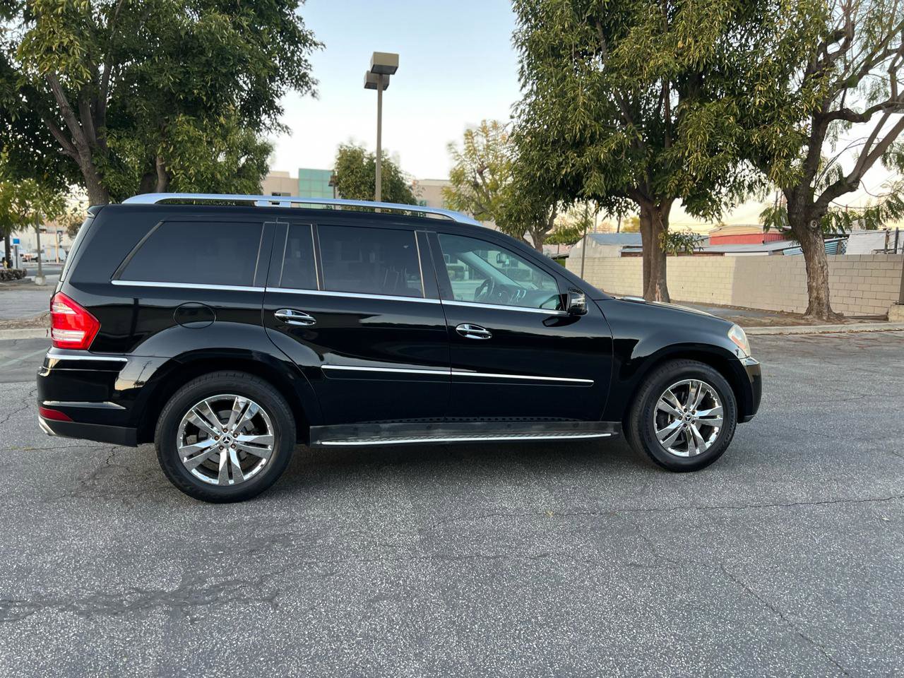 Used 2012 Mercedes-Benz GL 450 4MATIC image 18