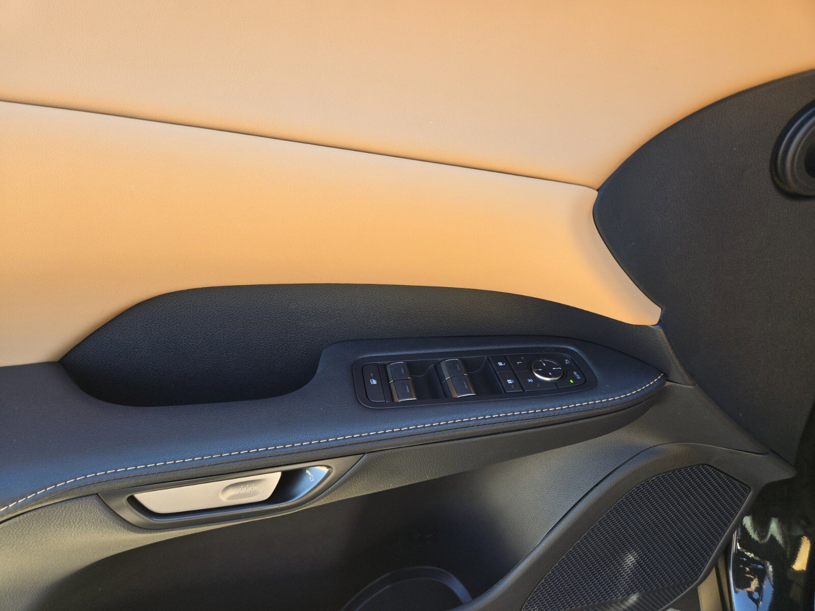 New 2026 Lexus RX 350h AWD/4WD image 10