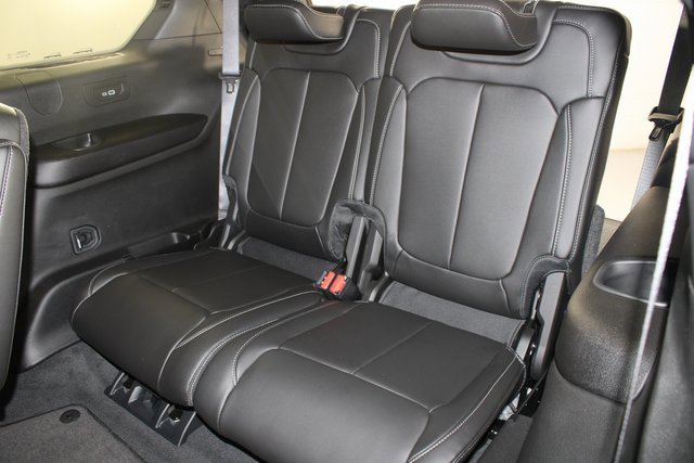 New 2025 Jeep Grand Cherokee L Limited w/ Black Appearance Package image 20