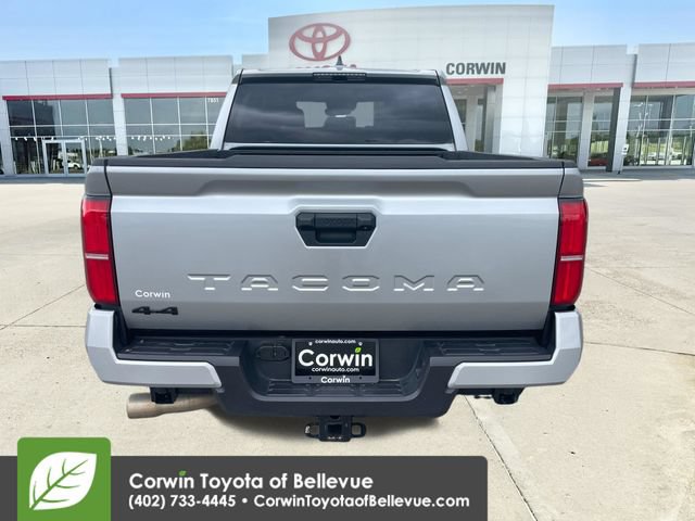 Used 2025 Toyota Tacoma TRD Off-Road AWD/4WD image 7