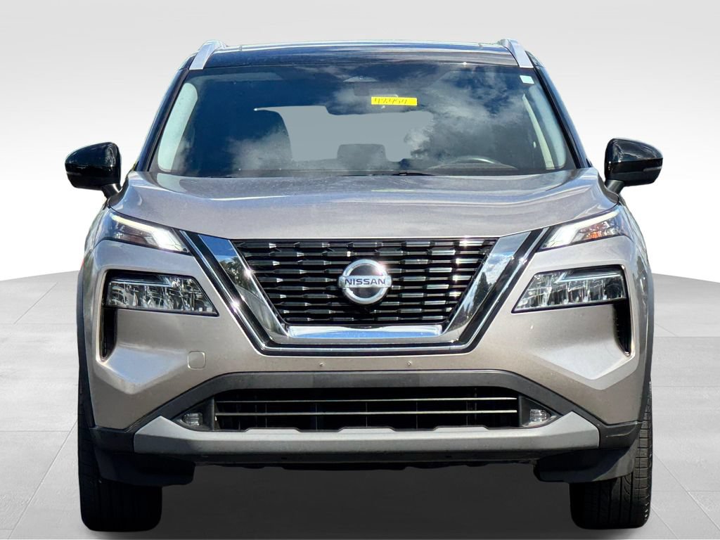 Used 2021 Nissan Rogue SL AWD/4WD image 2