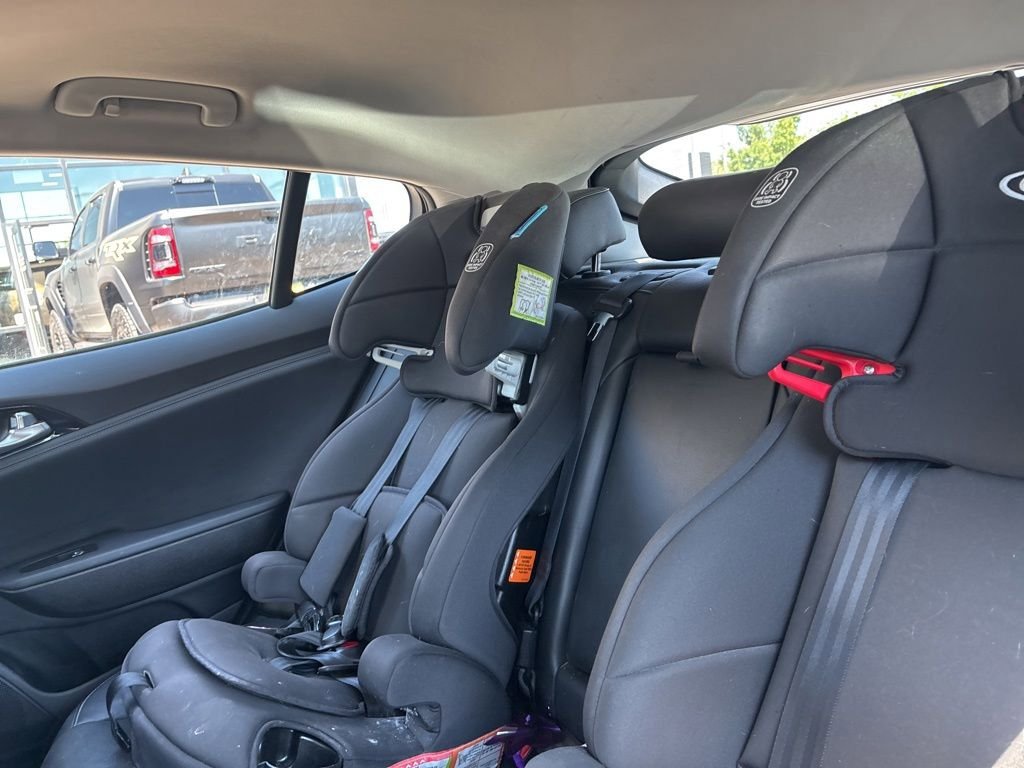 Used 2018 Kia Stinger Premium AWD/4WD image 26