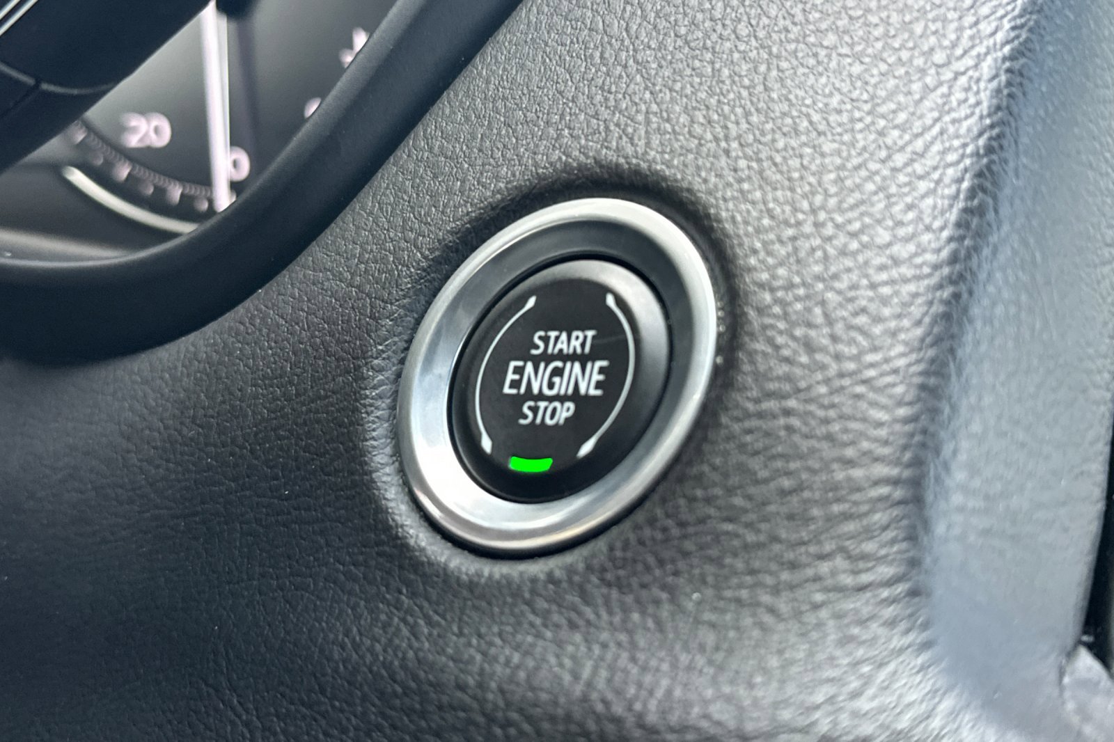 Used 2023 Cadillac XT4 Premium Luxury image 22