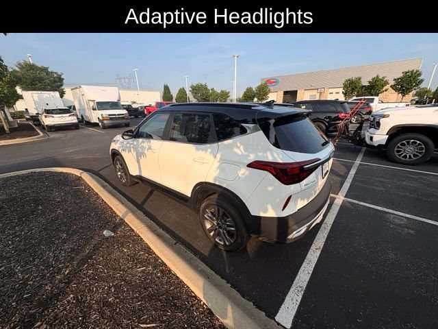 Used 2022 Kia Seltos S AWD/4WD image 5
