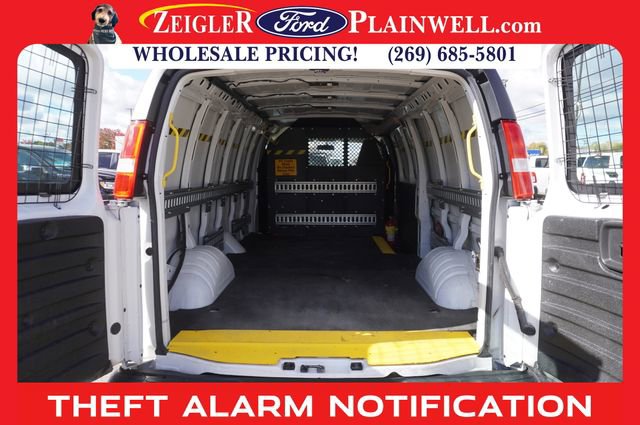 Used 2022 Chevrolet Express 2500 Work Van image 10