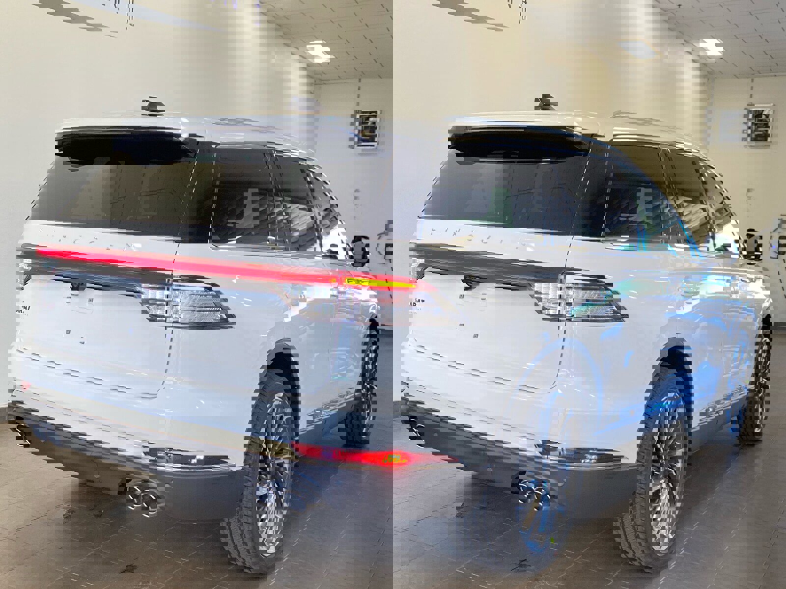 New 2026 Lincoln Aviator Reserve AWD/4WD image 14