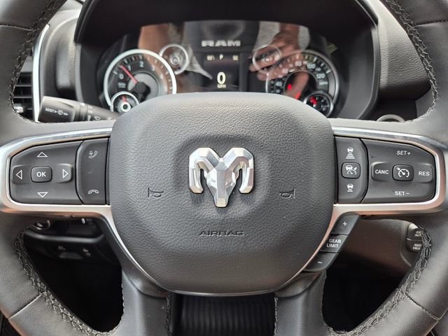 Used 2025 RAM 1500 Big Horn AWD/4WD image 32