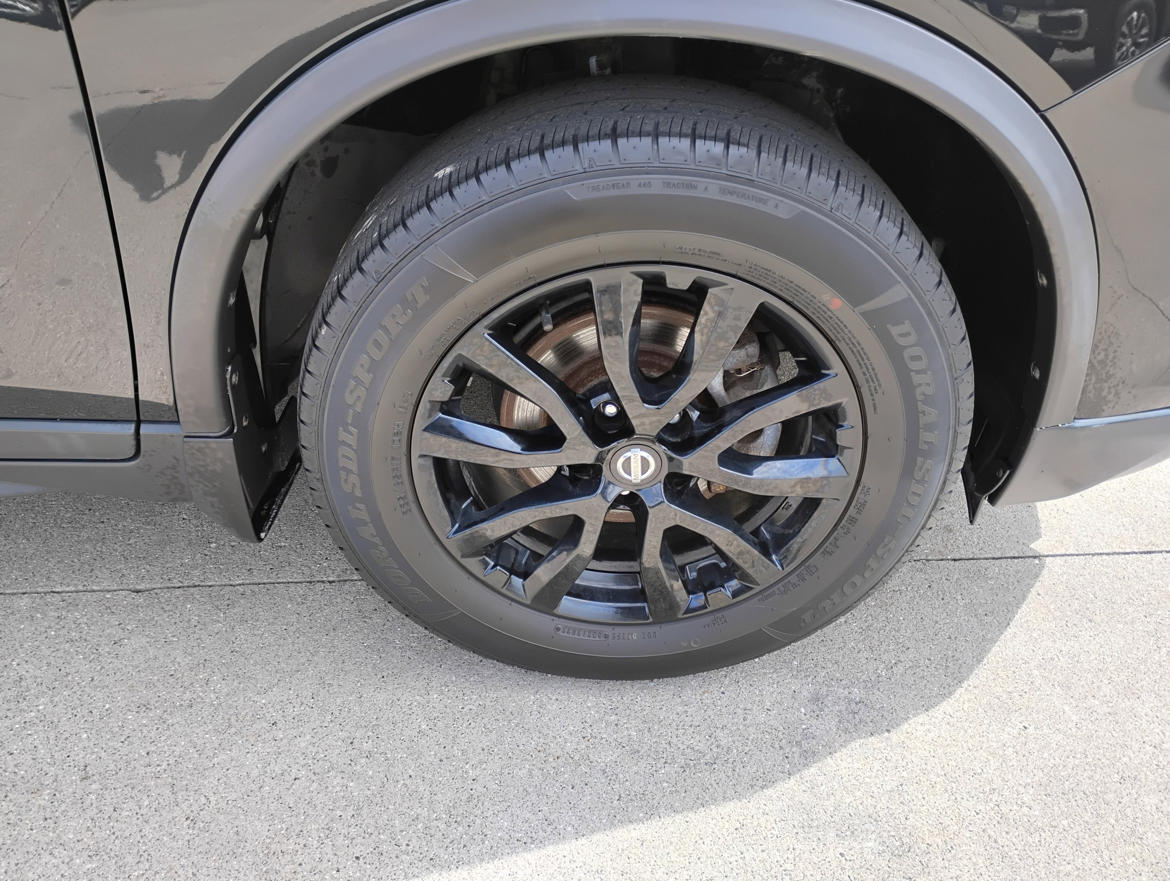 Used 2017 Nissan Rogue SV w/ Midnight Edition Package FWD image 26