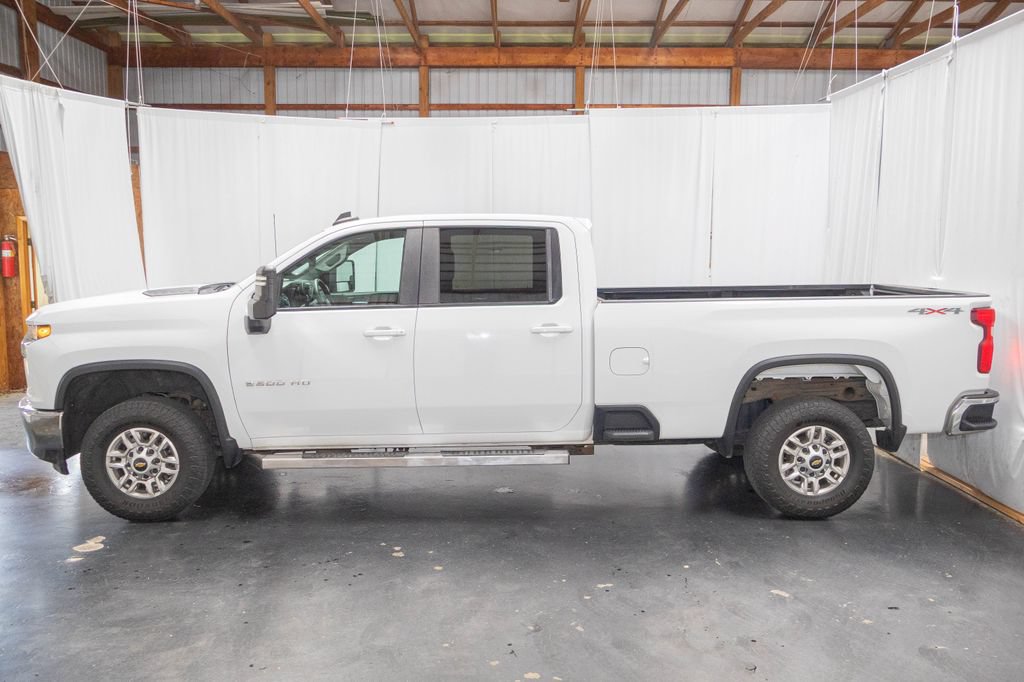 Used 2020 Chevrolet Silverado 2500 LT AWD/4WD image 6