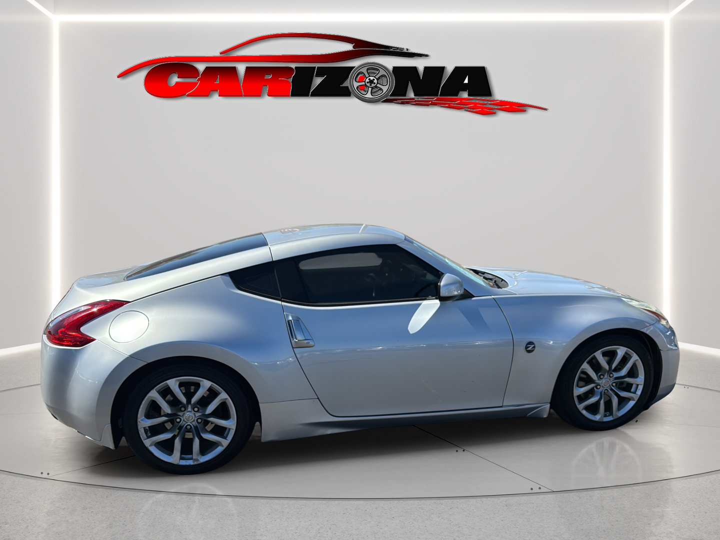 Used 2013 Nissan 370Z Coupe RWD image 4