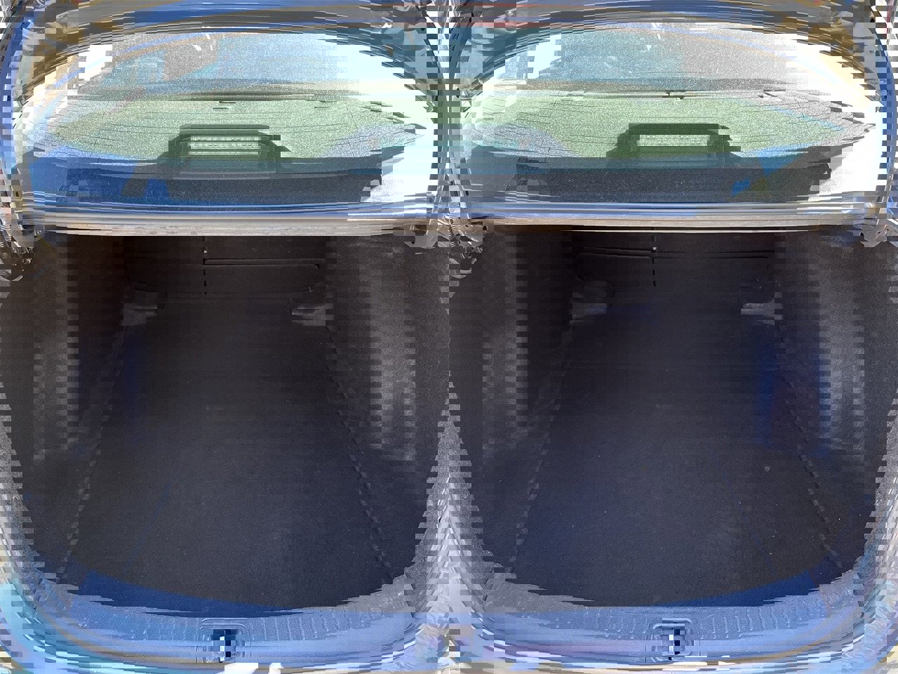 Used 2024 Toyota Corolla LE image 27