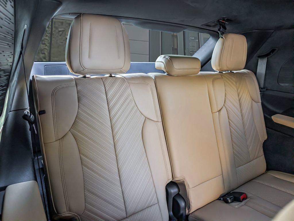 New 2026 Cadillac Escalade IQ Luxury 2 AWD/4WD image 22