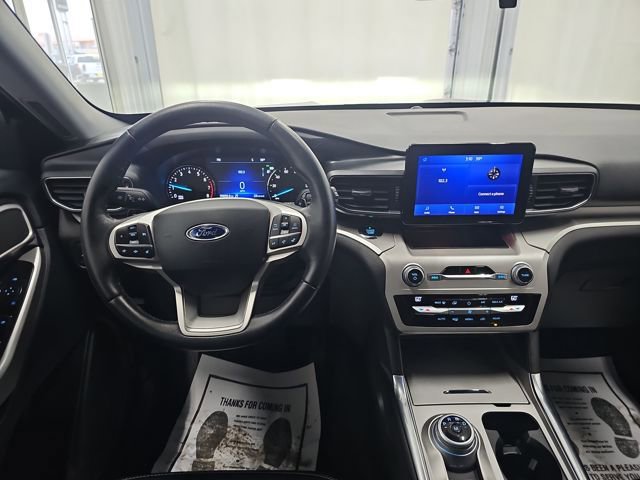 Used 2020 Ford Explorer XLT w/ Equipment Group 202A image 13