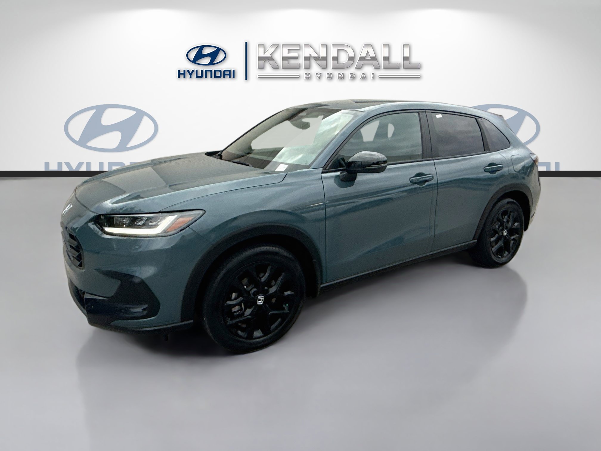 Used 2025 Honda HR-V Sport image 3