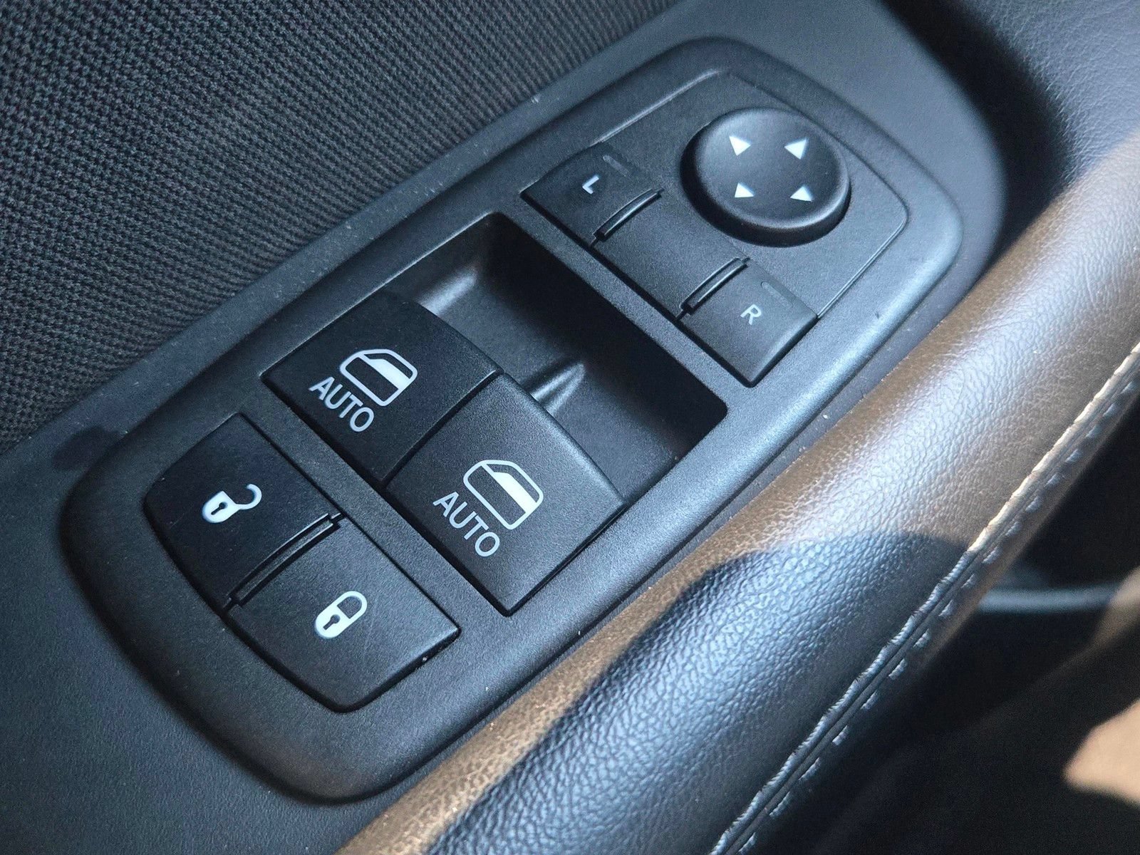 Used 2021 Dodge Challenger R/T Scat Pack RWD image 20