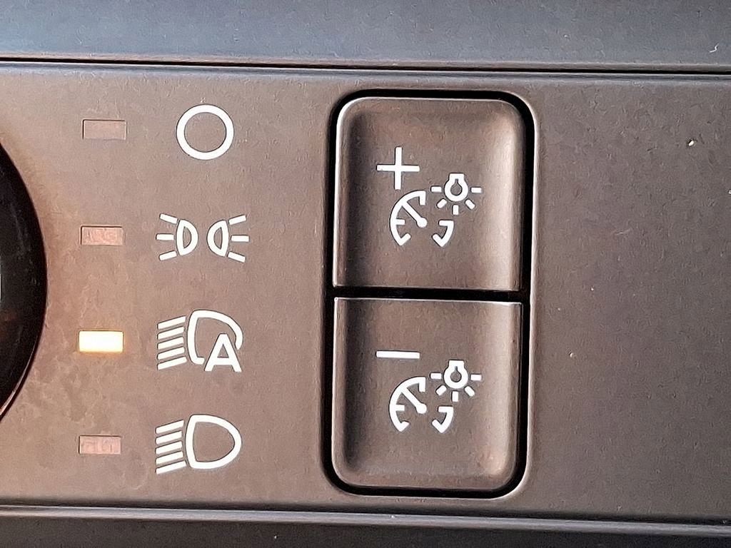 Used 2024 Ford F250 XLT w/ Snow Plow Prep Package image 24