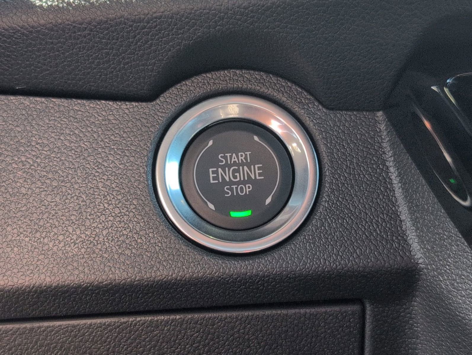 New 2026 Chevrolet Traverse LT w/ Sun and Wheel Package image 21