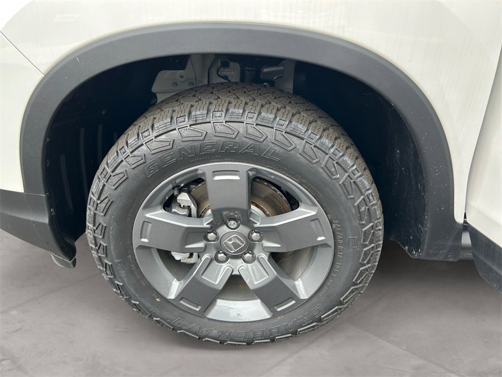 New 2025 Honda Ridgeline TrailSport image 14