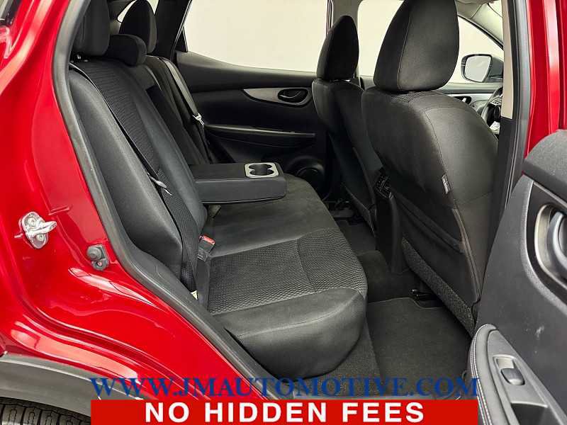 Used 2017 Nissan Rogue Sport S w/ S Appearance Package AWD/4WD image 17