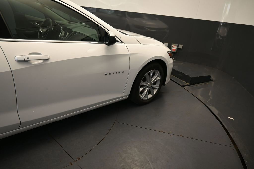 Used 2025 Chevrolet Malibu LT FWD image 22