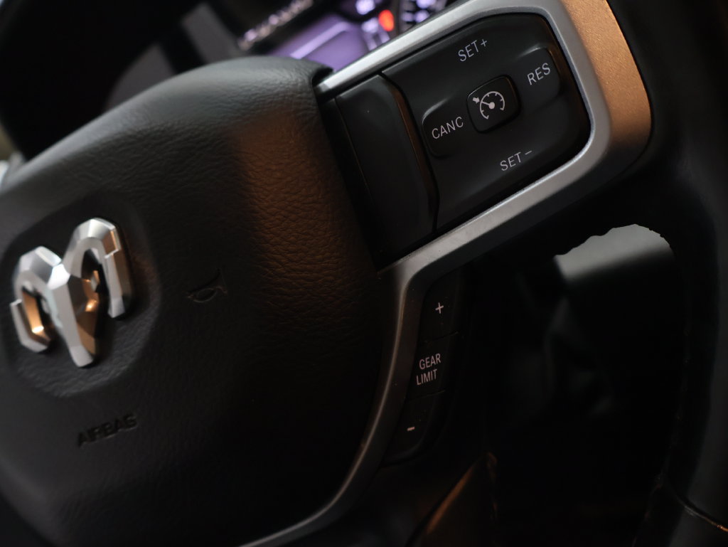 Used 2020 RAM 1500 Big Horn AWD/4WD image 20