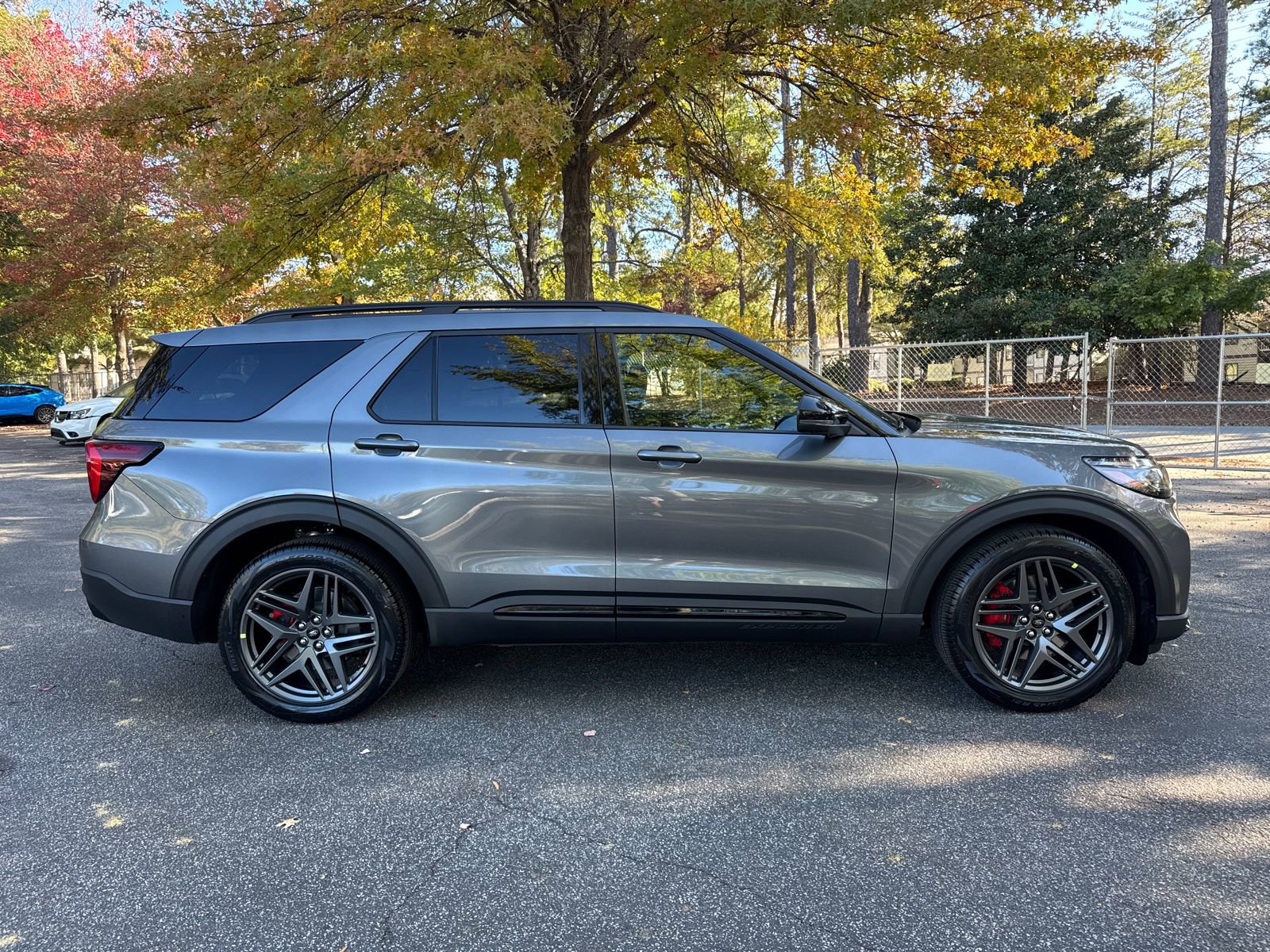 New 2026 Ford Explorer ST image 4