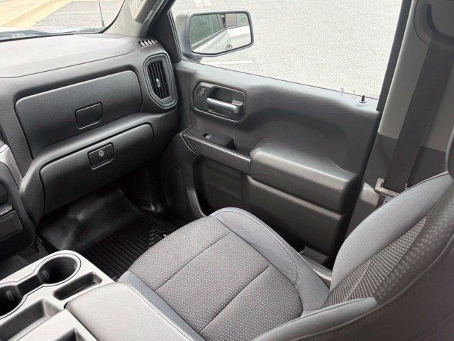 Used 2019 Chevrolet Silverado 1500 Custom Trail Boss w/ Custom Convenience Package AWD/4WD image 30