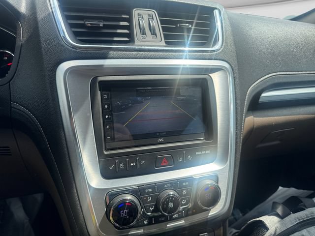 Used 2015 GMC Acadia SLT w/ Technology Package FWD image 16