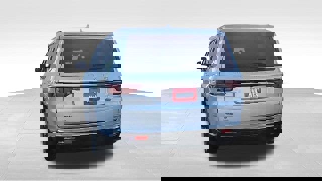 Used 2023 Jeep Wagoneer Series III w/ Convenience Group I image 7