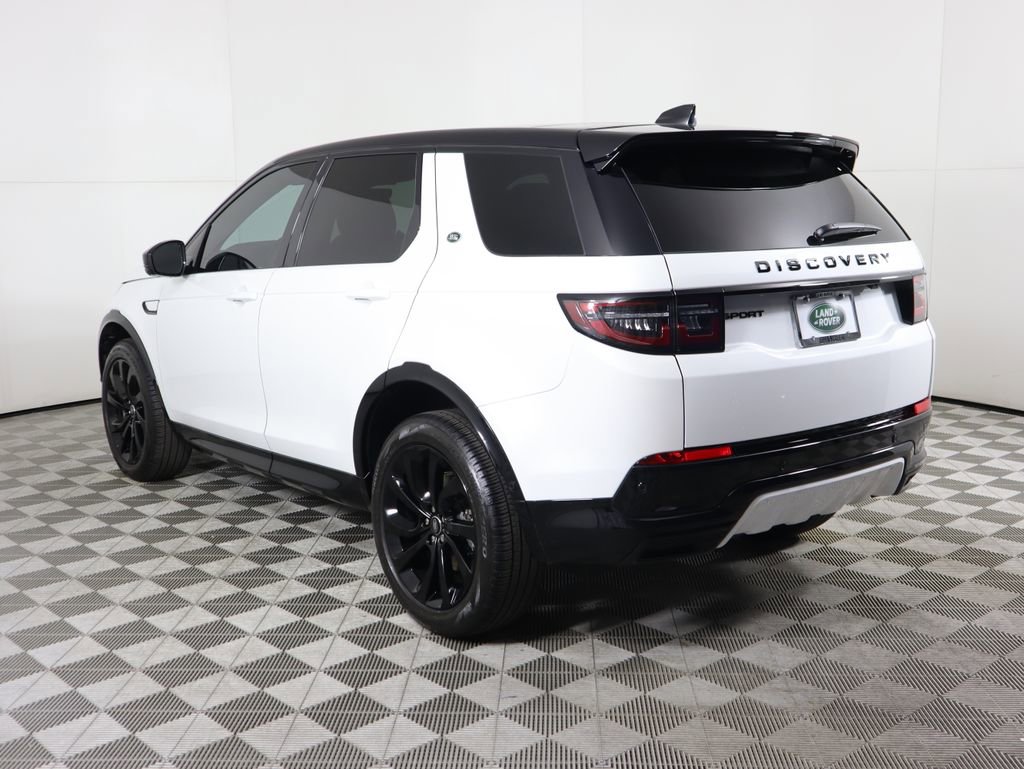 Used 2024 Land Rover Discovery Sport Dynamic SE image 7